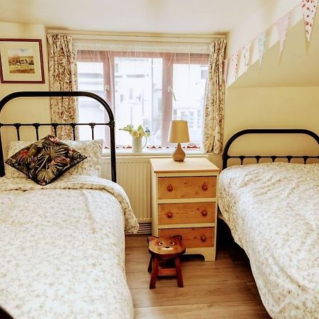 Spacious Charming Cottage Near Lake And Sea Hornsea Eksteriør bilde