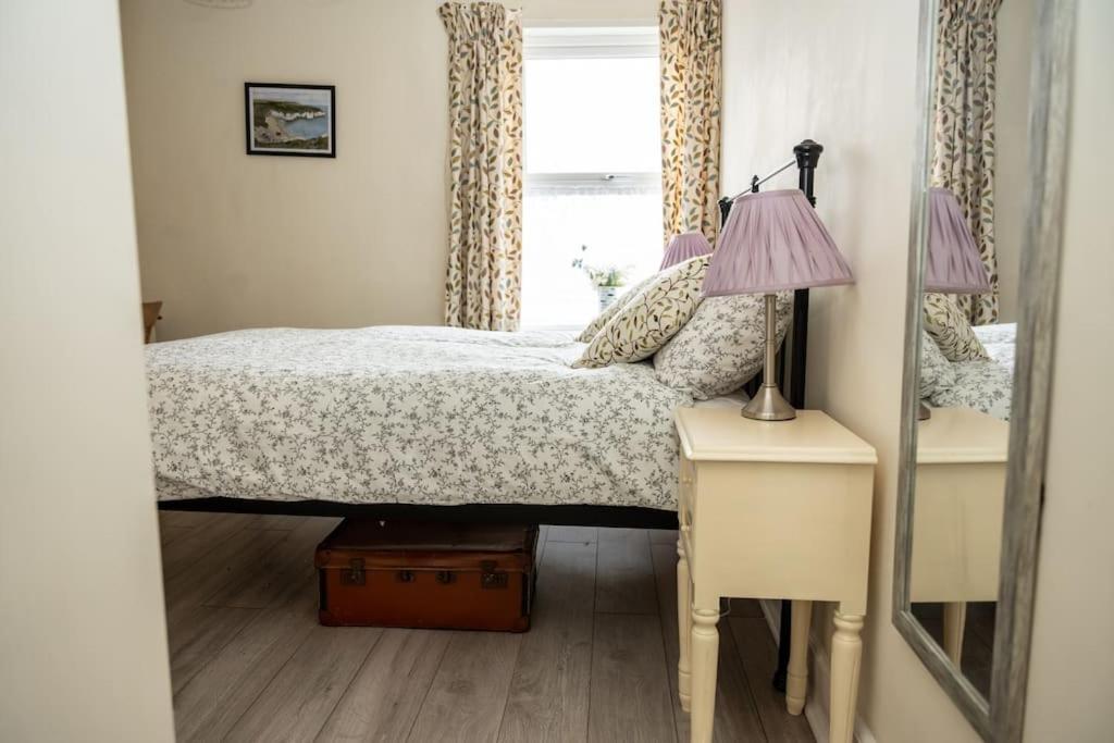 Spacious Charming Cottage Near Lake And Sea Hornsea Eksteriør bilde